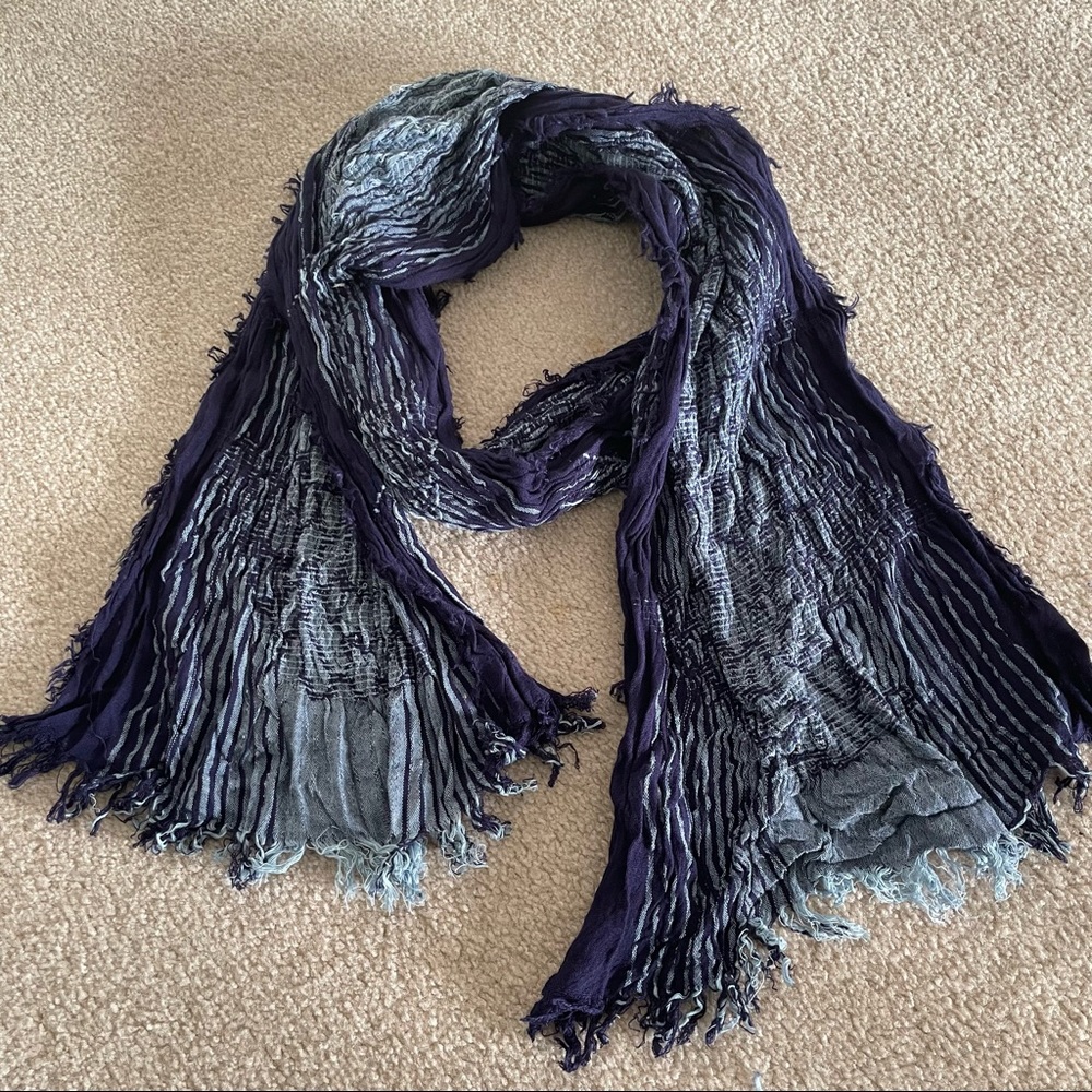 Scarf - Picture 2 of 4